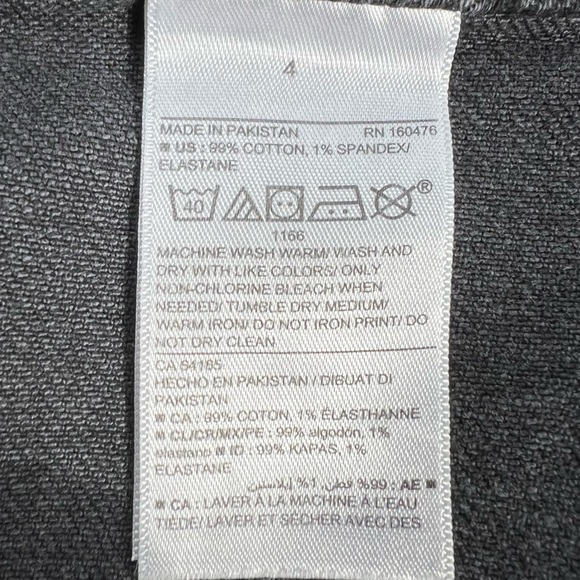 2/$15 Old Navy 4 jean mini skirt black with pockets - Picture 6 of 7